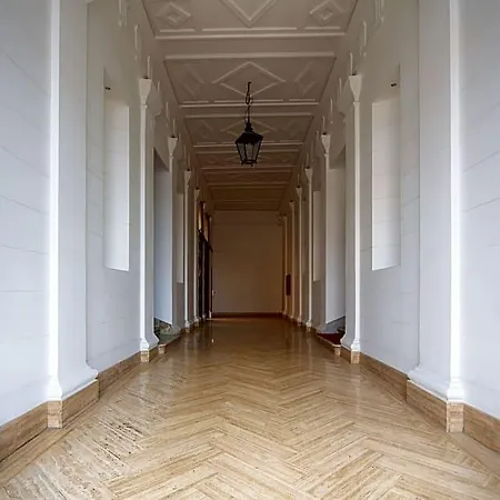 Hotel Maximus